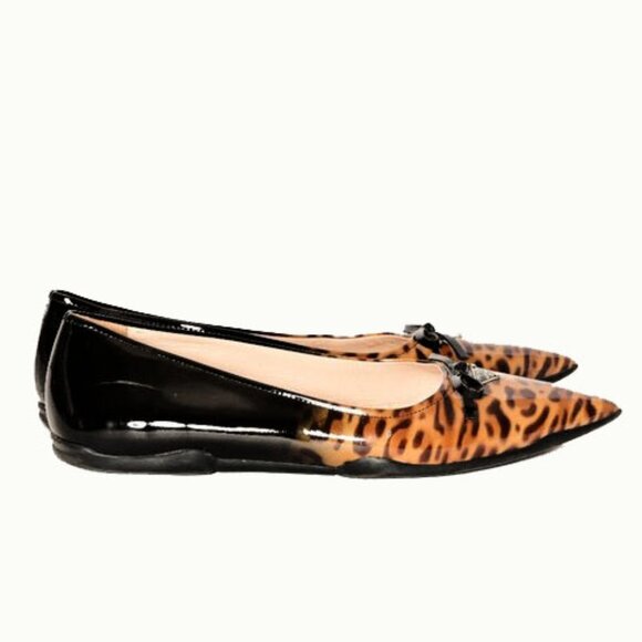 PRADA Enameled Metal Triangle Patent Leather Ballet Flats-Excellent Authentic - Picture 3 of 6